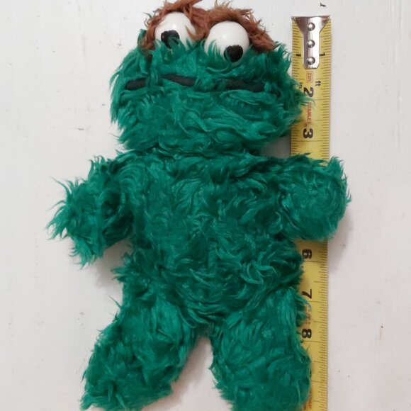 Vintage Green Faux Fur Oscar The Grouch 10 Inch Plush Doll Sesame Street - Picture 3 of 3